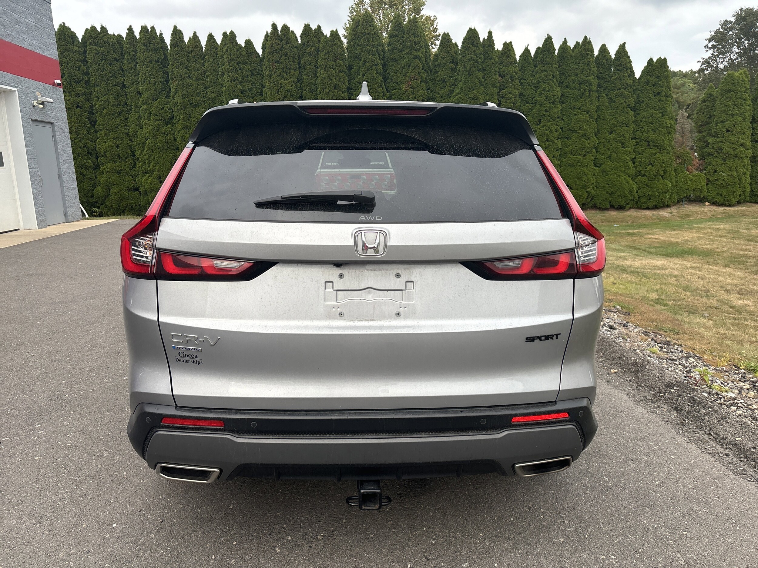 2024 Honda CR-V Hybrid Sport-L photo 4