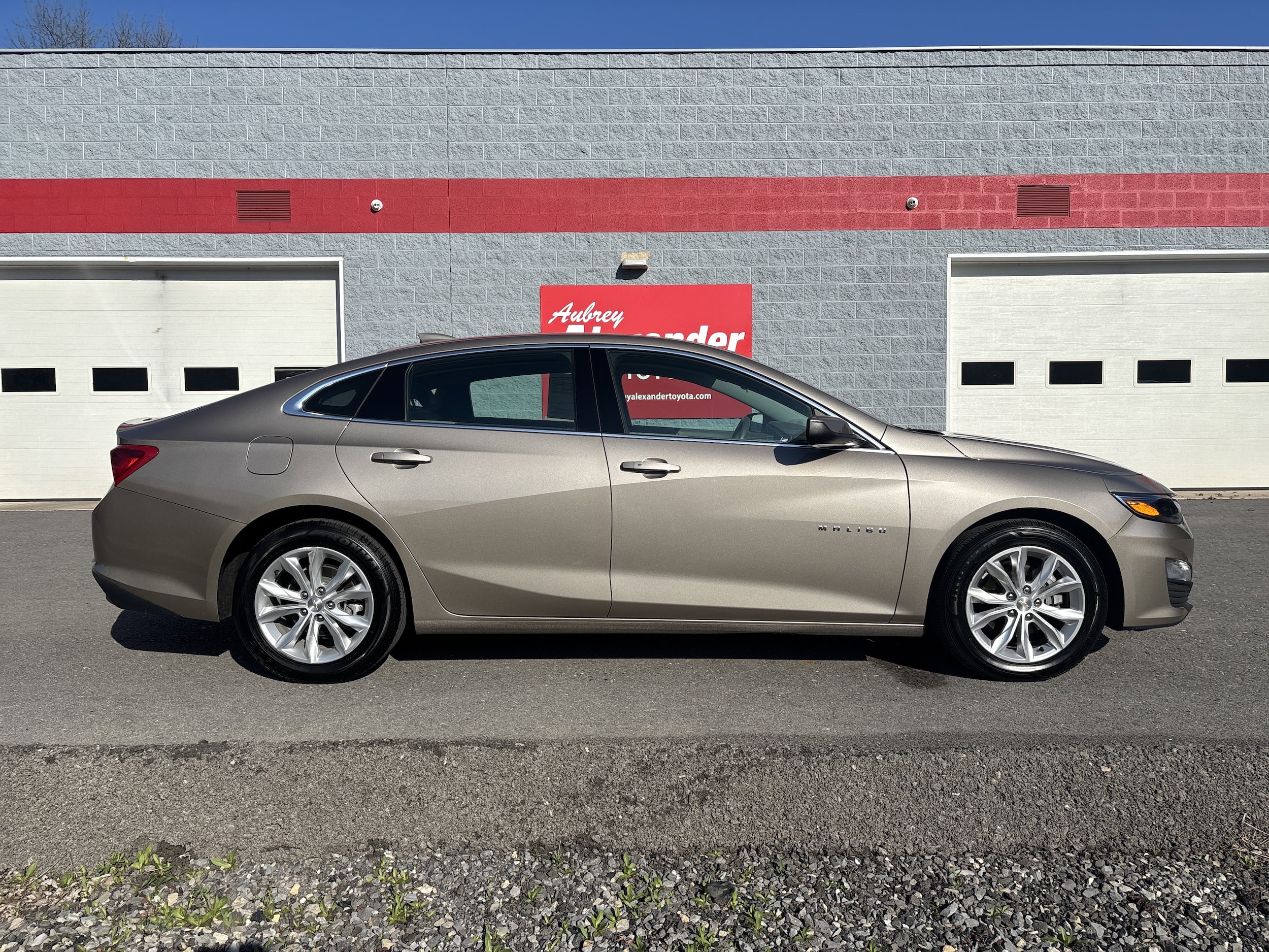 Used 2024 Chevrolet Malibu 1LT with VIN 1G1ZD5ST9RF131009 for sale in Selinsgrove, PA