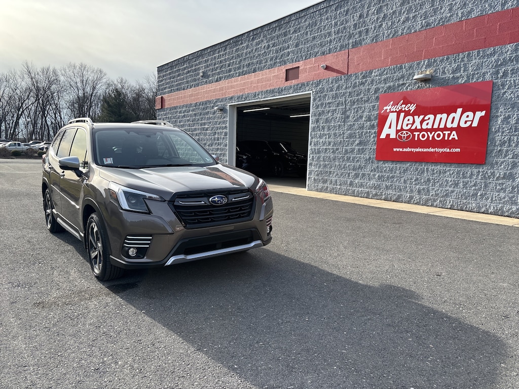 Used 2023 Subaru Forester Touring SUV