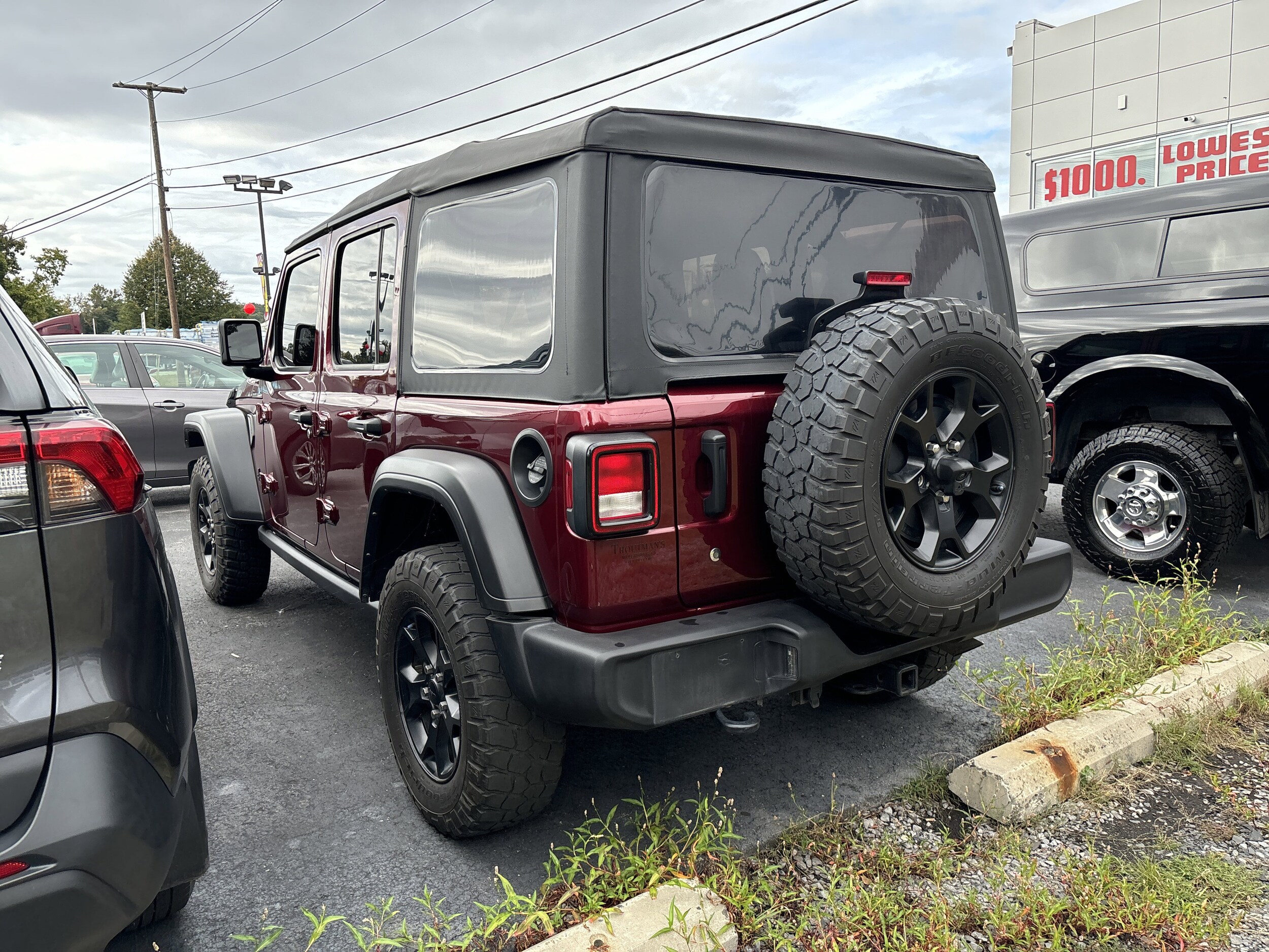 2022 Jeep Wrangler Unlimited Willys Sport photo 2