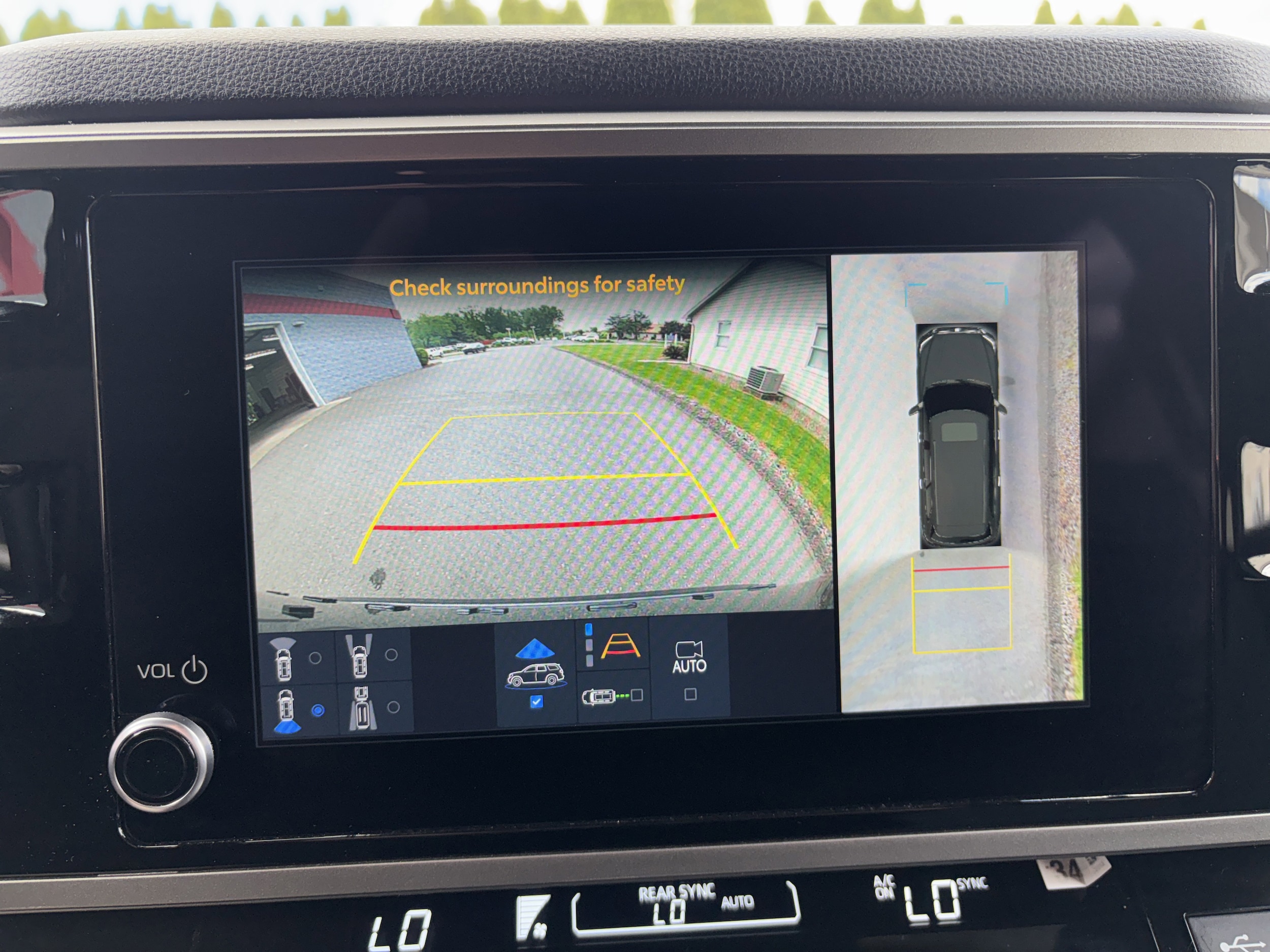 2025 Toyota Sequoia SR5 - Photo 28