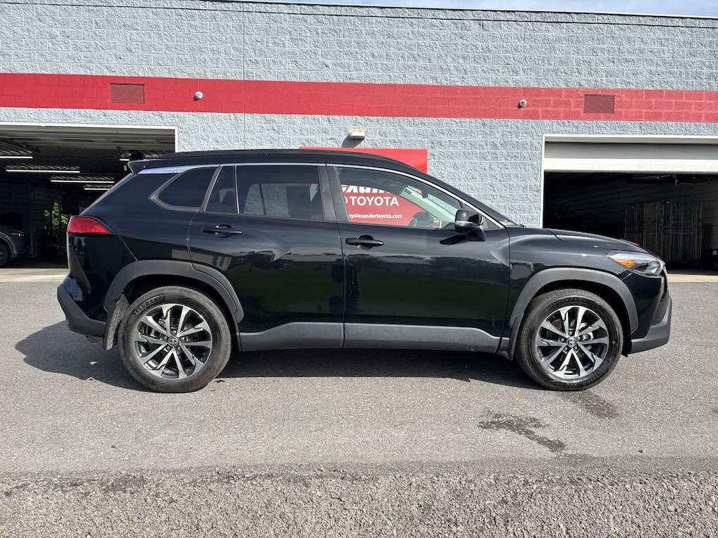 Certified 2025 Toyota Corolla Cross XLE SUV