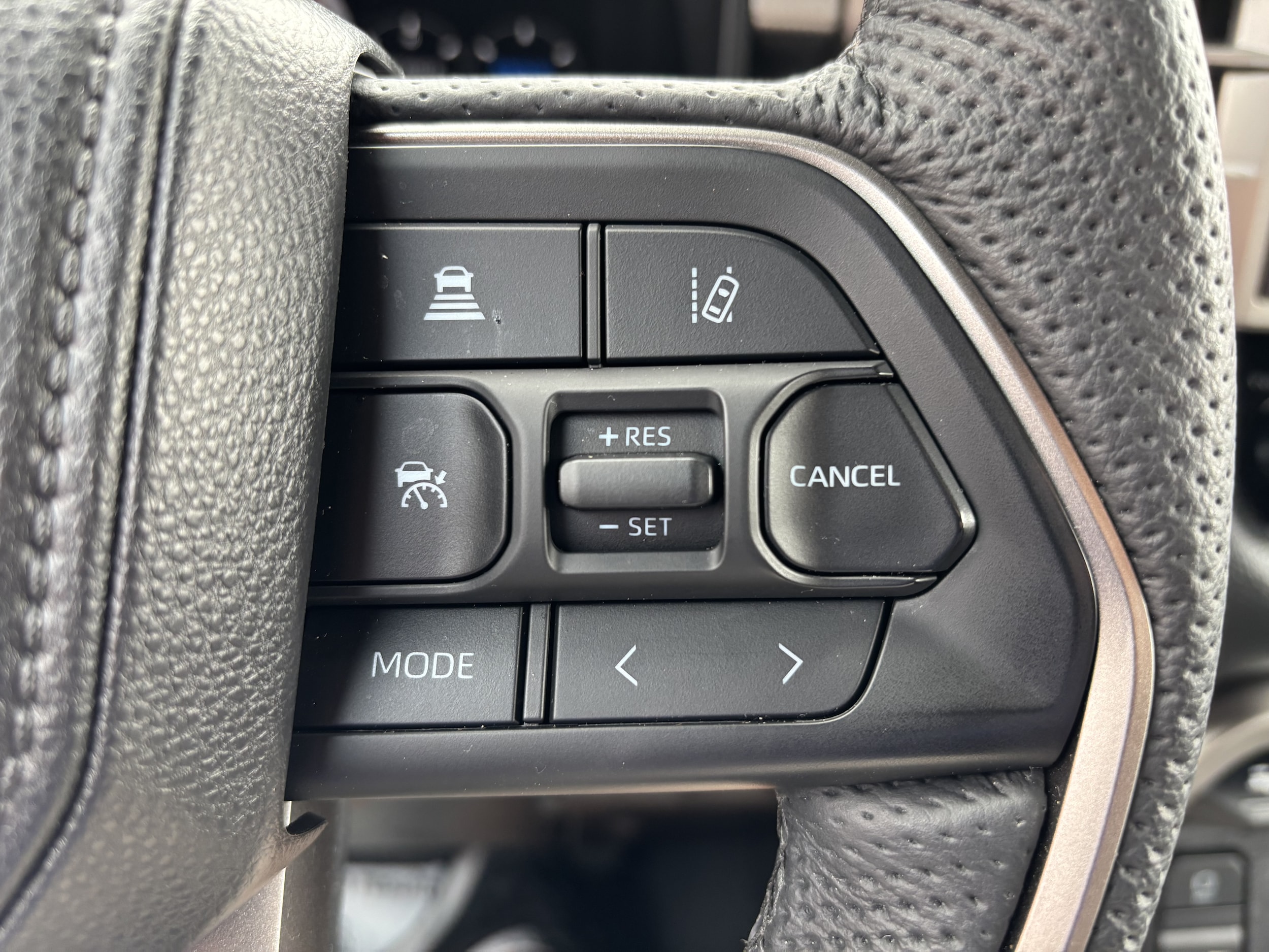 2026 Toyota Tundra Limited - Photo 19