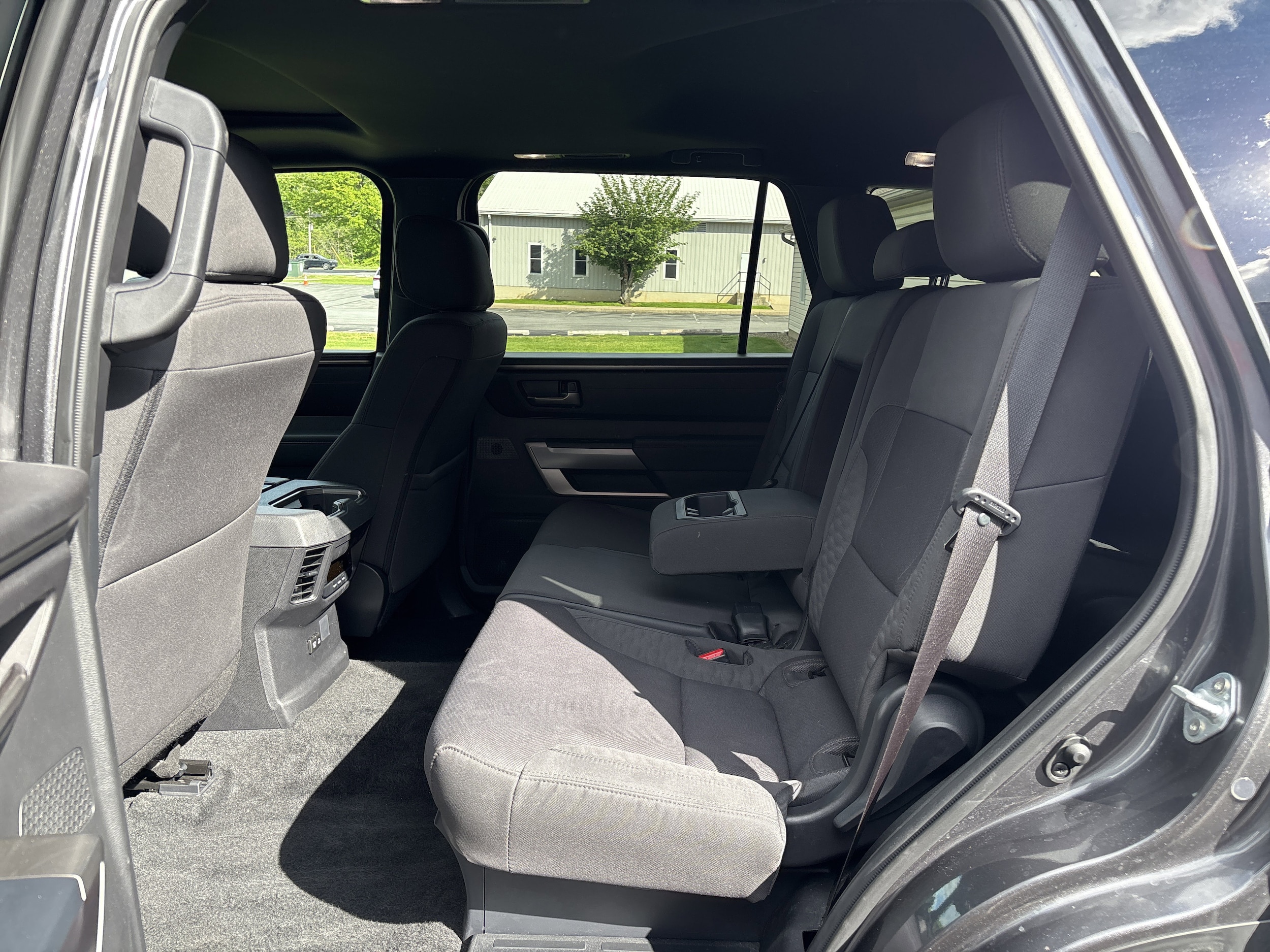 2025 Toyota Sequoia SR5 - Photo 14