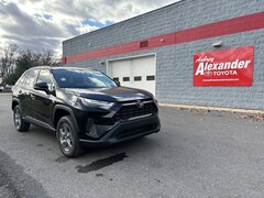 2025 Toyota RAV4 XLE SUV