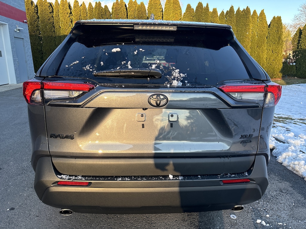 New 2025 Toyota RAV4 XLE SUV