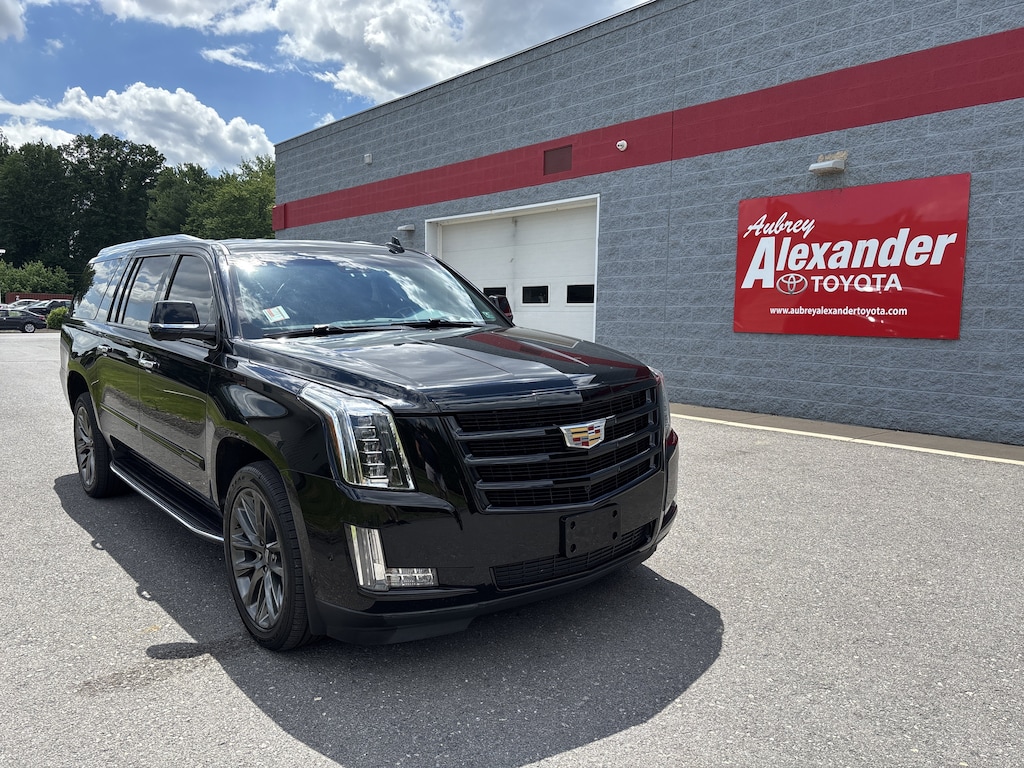 Used 2019 CADILLAC Escalade ESV Luxury SUV