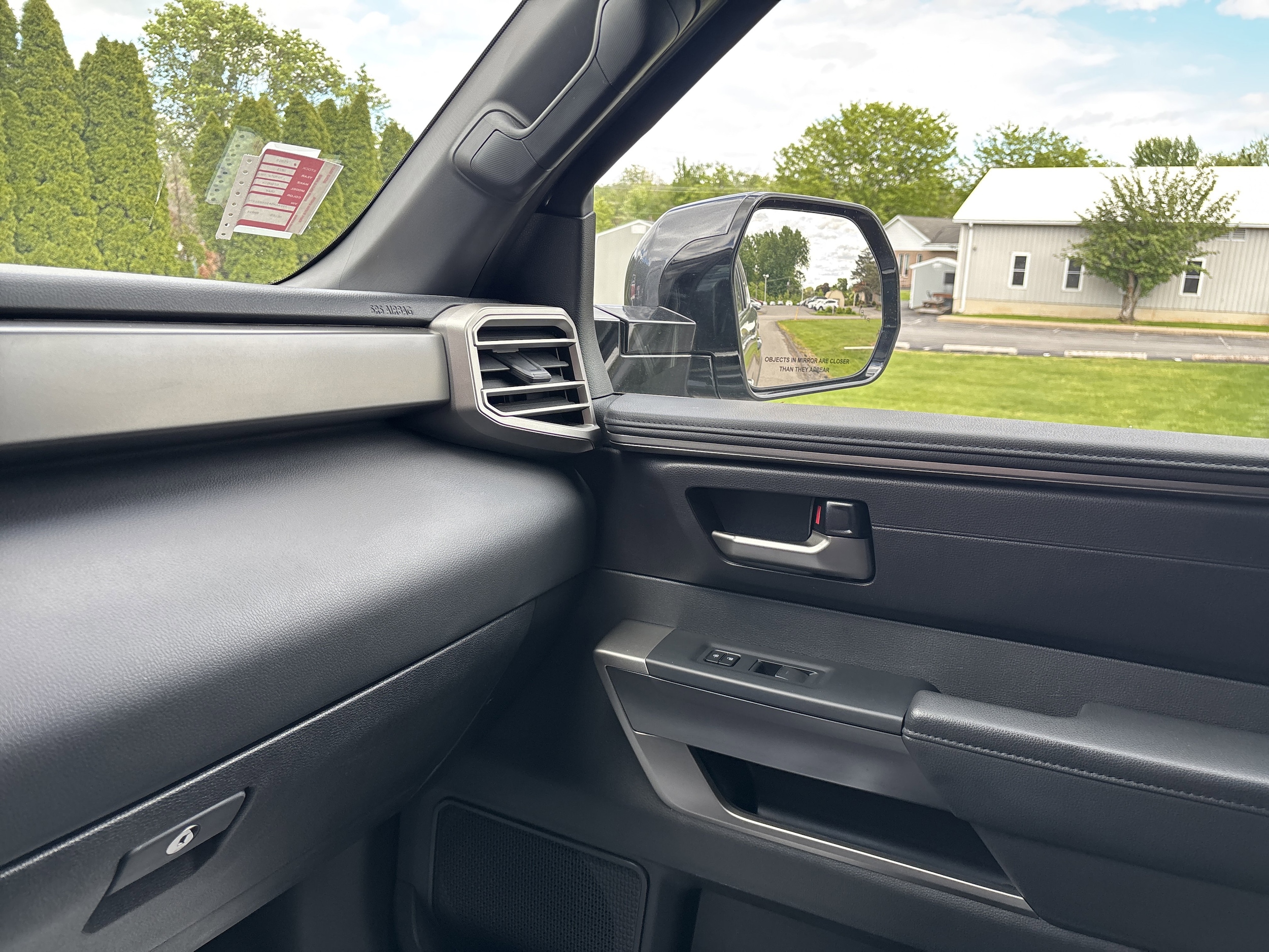 2025 Toyota Sequoia SR5 - Photo 24