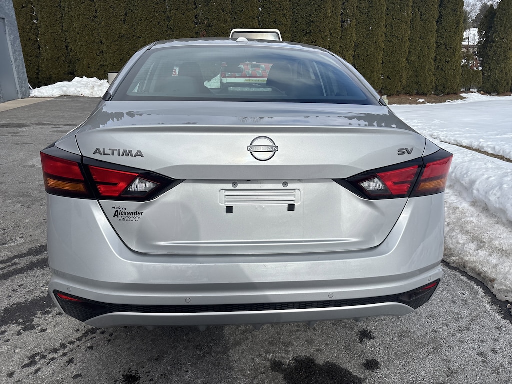 Used 2024 Nissan Altima 2.5 SV Sedan