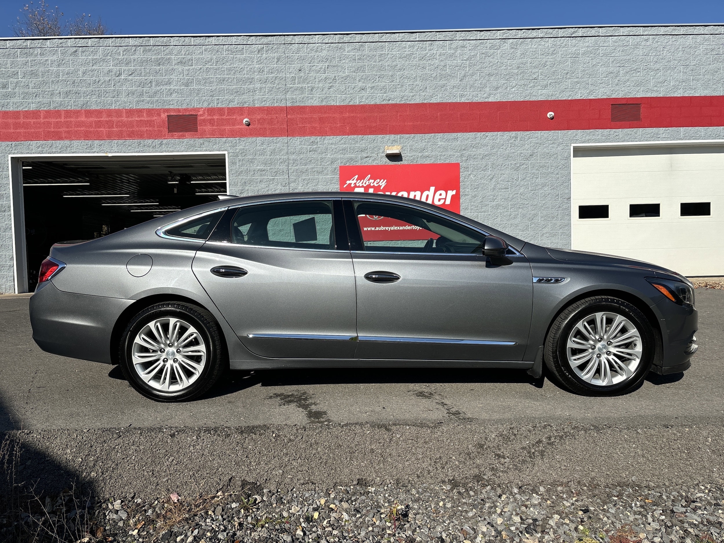 Used 2019 Buick LaCrosse Essence with VIN 1G4ZP5SZ1KU118951 for sale in Selinsgrove, PA