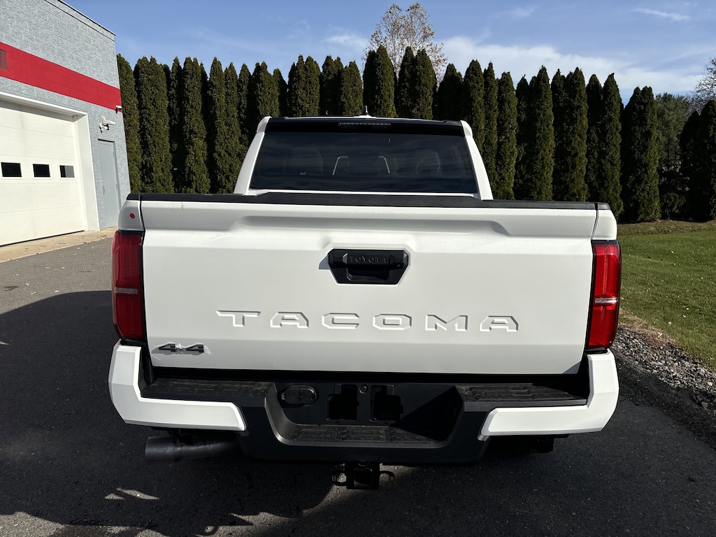 New 2025 Toyota Tacoma SR5 Truck Double Cab