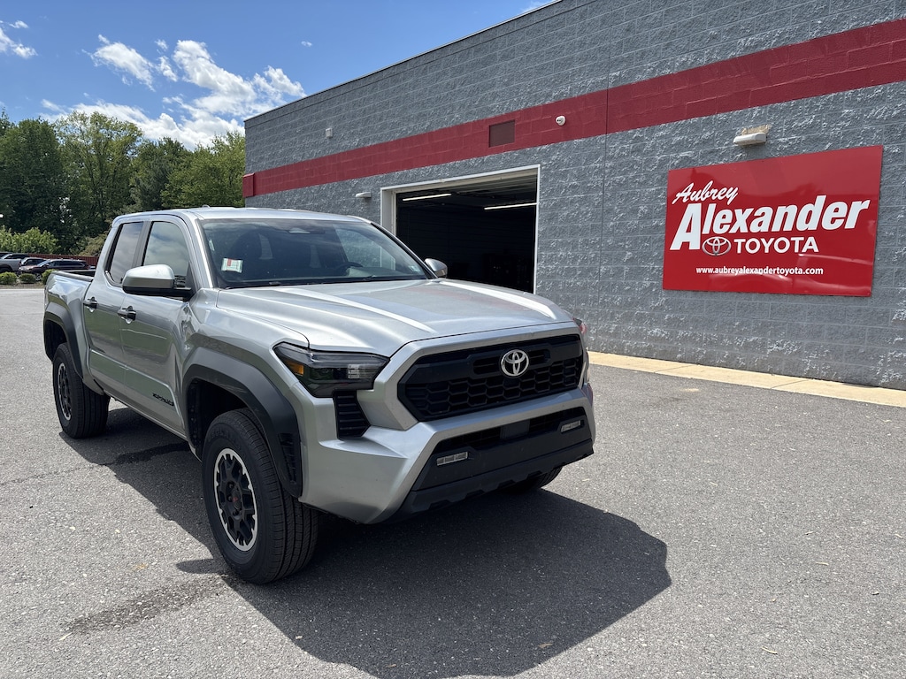 Used 2024 Toyota Tacoma 4WD Truck Double Cab