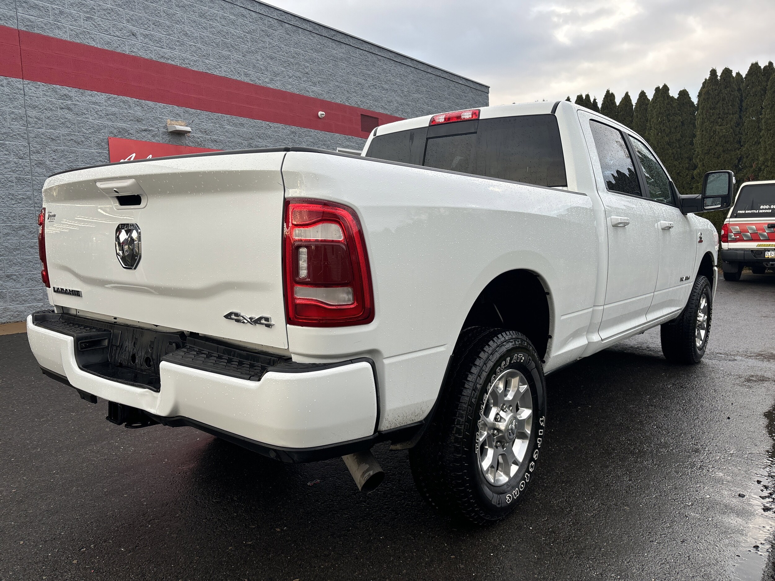 2024 Ram 2500 Laramie photo 3