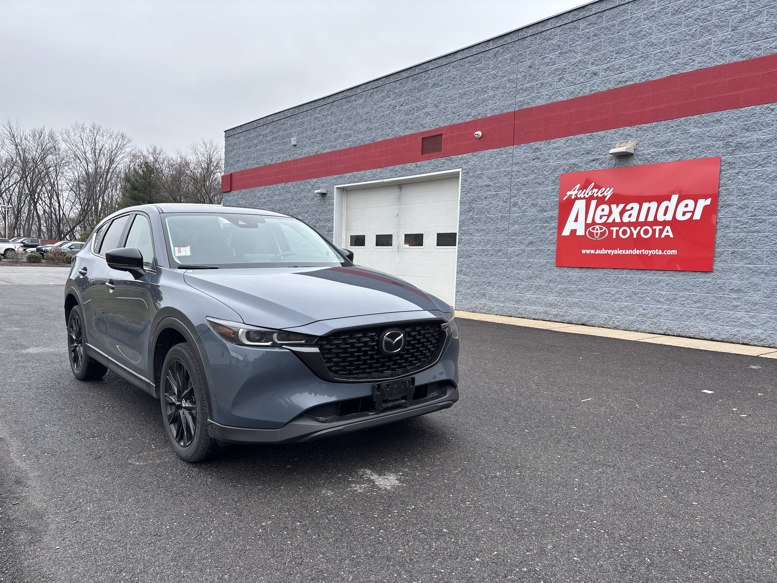 2024 Mazda CX-5 S Carbon Edition Auto AWD's photo