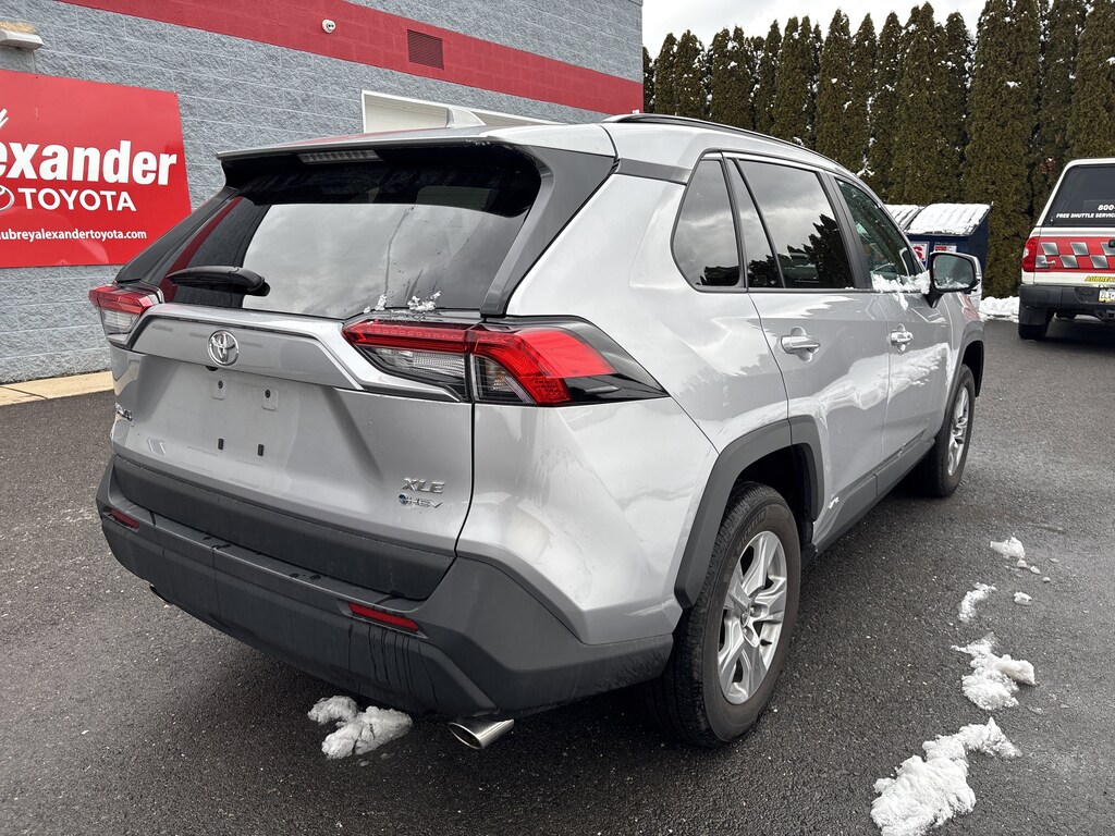 Used 2025 Toyota RAV4 XLE SUV