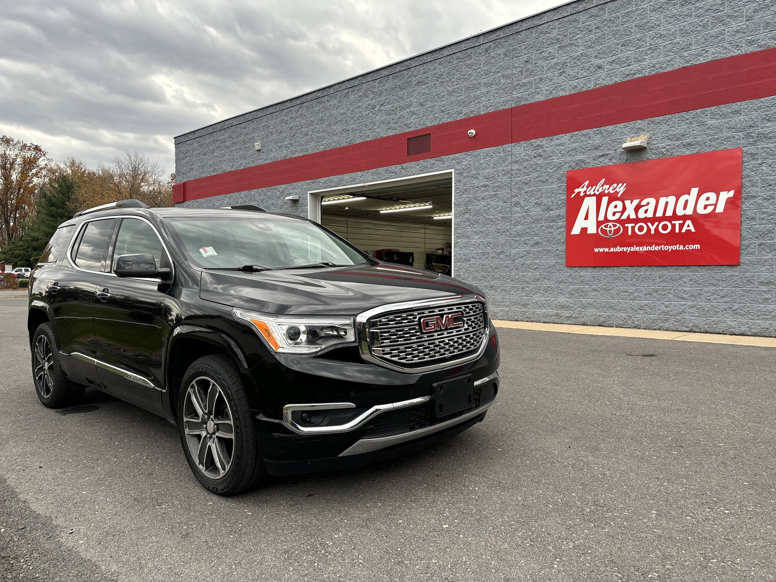 2019 GMC Acadia Denali