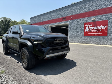 2025 Toyota Tacoma 4WD Trailhunter Truck Double Cab