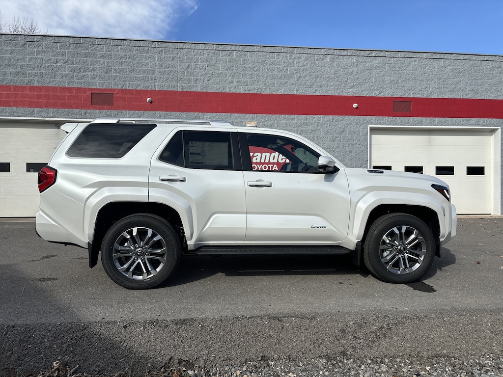 New 2025 Toyota 4Runner i-FORCE MAX Limited i-FORCE MAX SUV