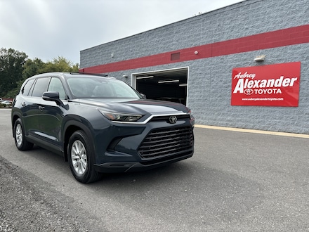 2025 Toyota Grand Highlander XLE SUV