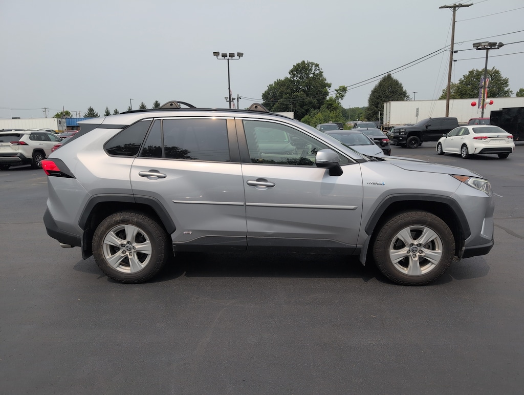 Used 2020 Toyota RAV4 XLE SUV