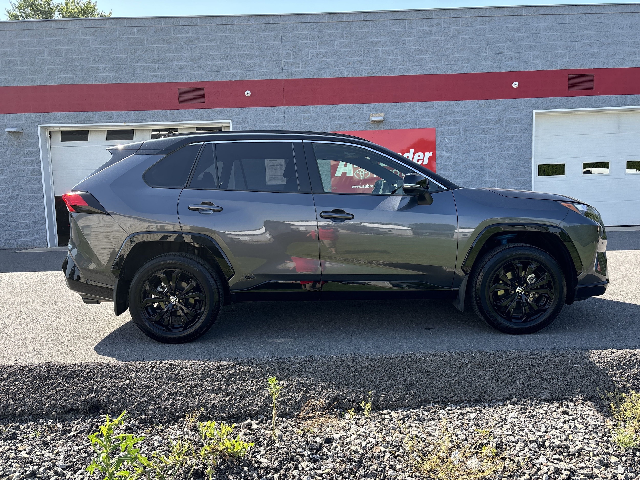 Used 2024 Toyota RAV4 XSE with VIN JTME6RFV7RD553326 for sale in Kansas City