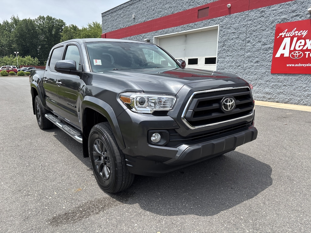 Used 2023 Toyota Tacoma 4WD SR5 V6 Truck Double Cab