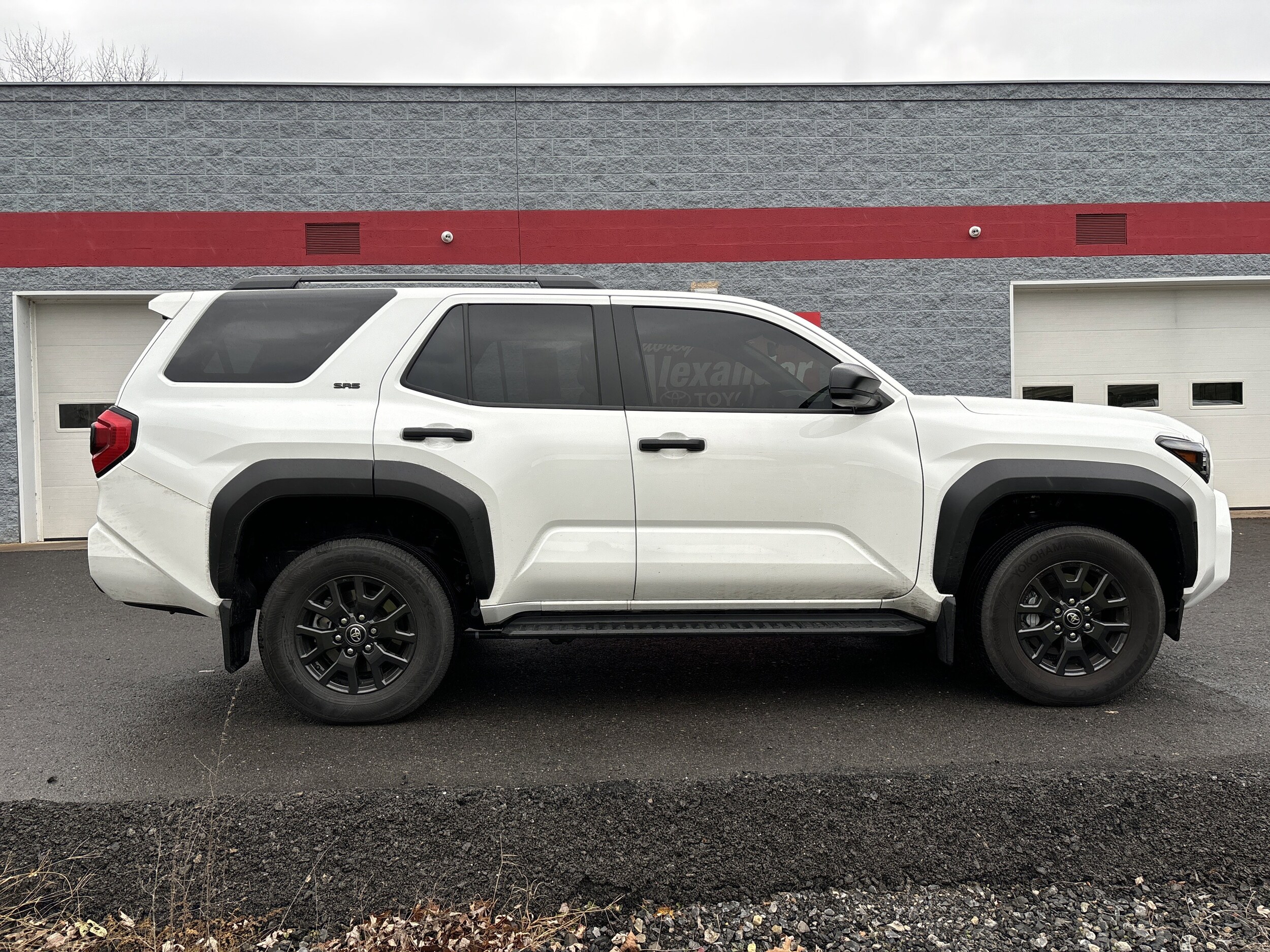 2025 Toyota 4Runner SR5 4WD photo 2