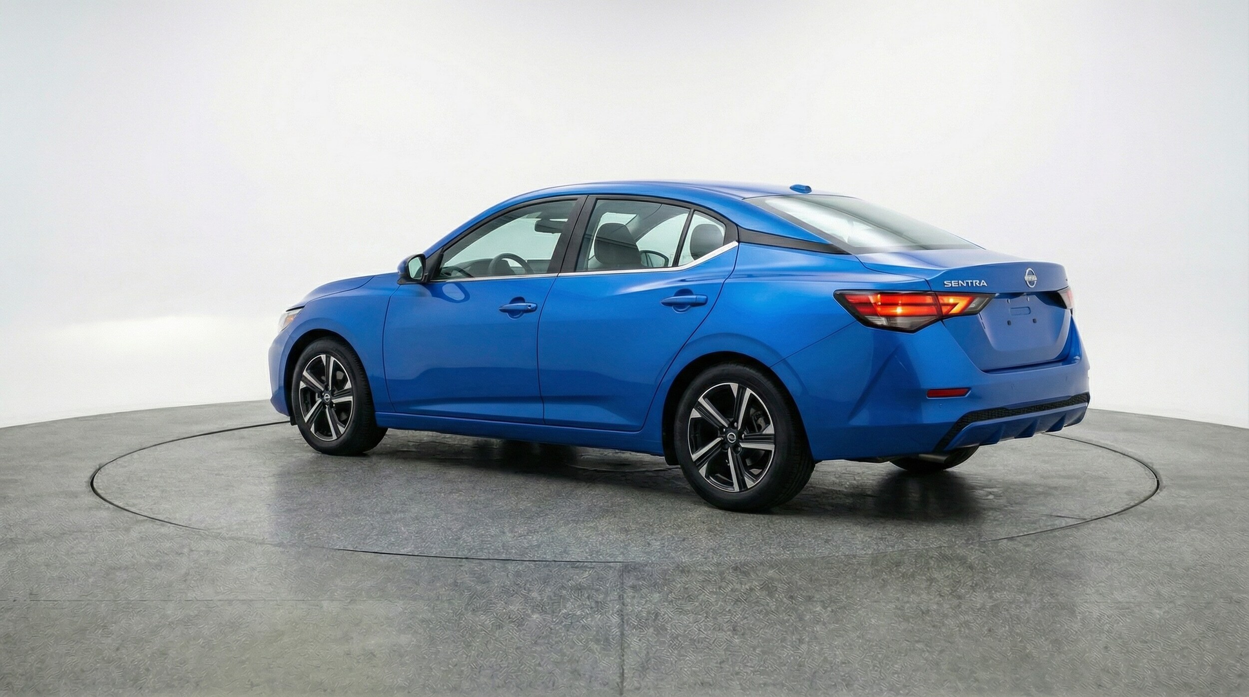 Thumbnail: 2025 Nissan Sentra - 5