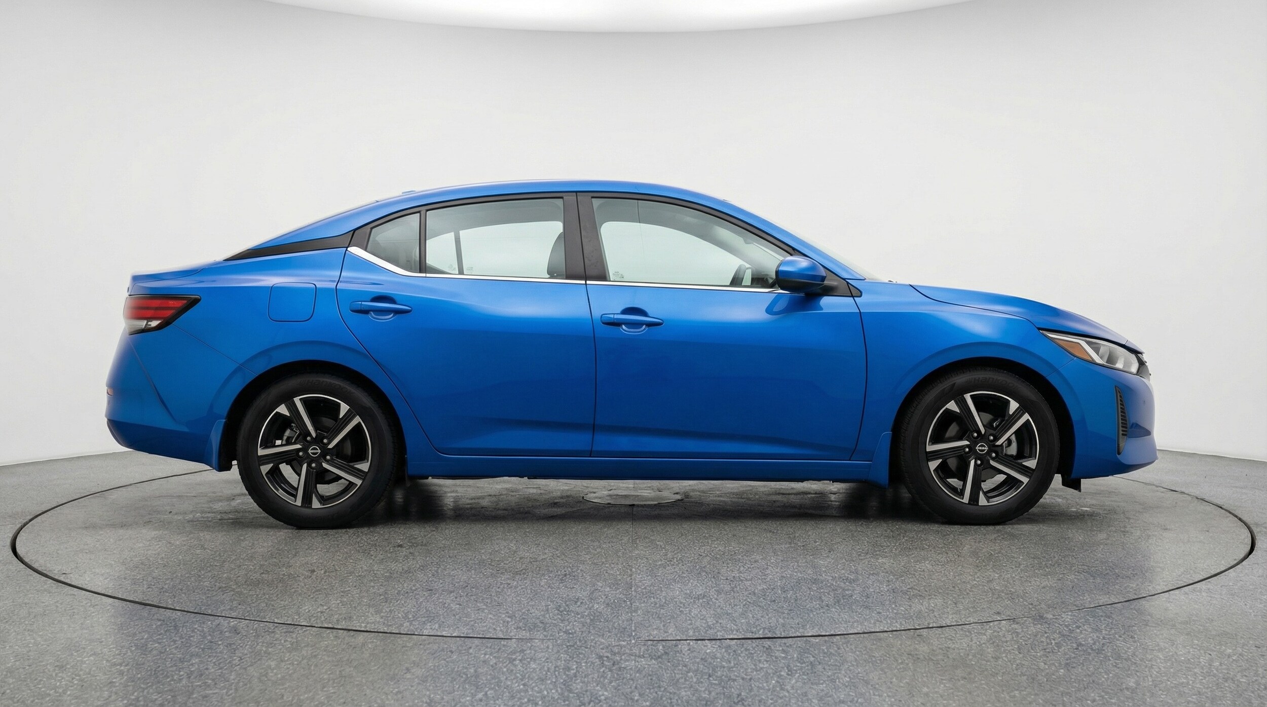 Thumbnail: 2025 Nissan Sentra - 8