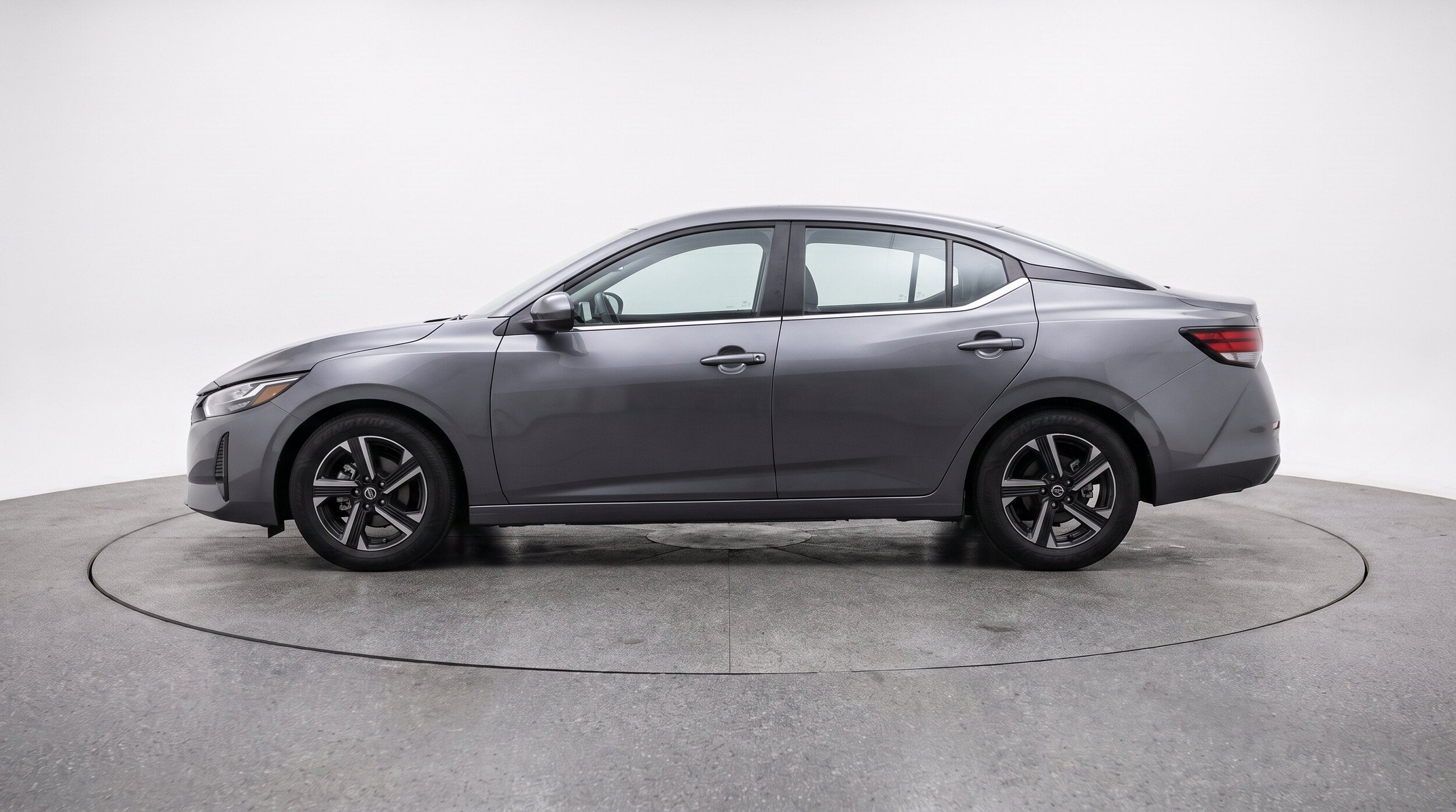 Thumbnail: 2025 Nissan Sentra - 5