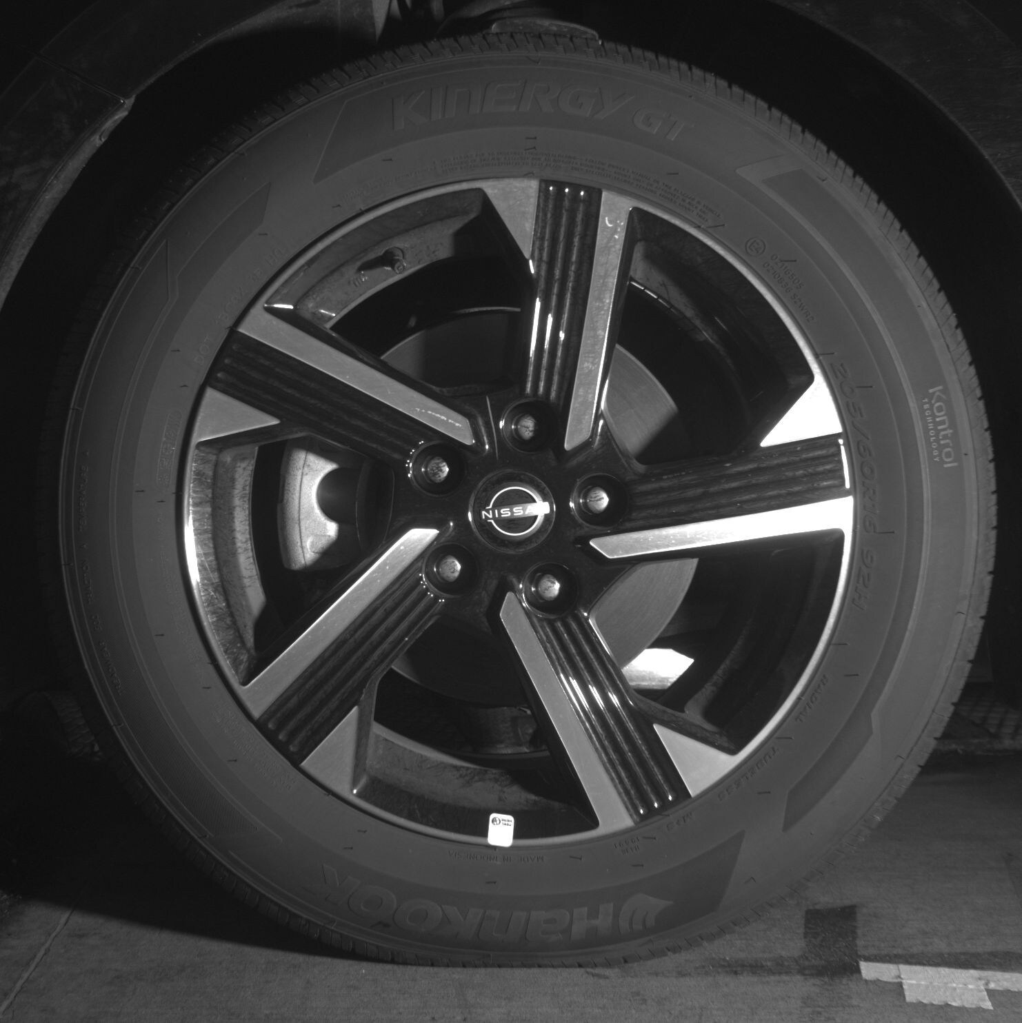 Thumbnail: 2025 Nissan Sentra - 9