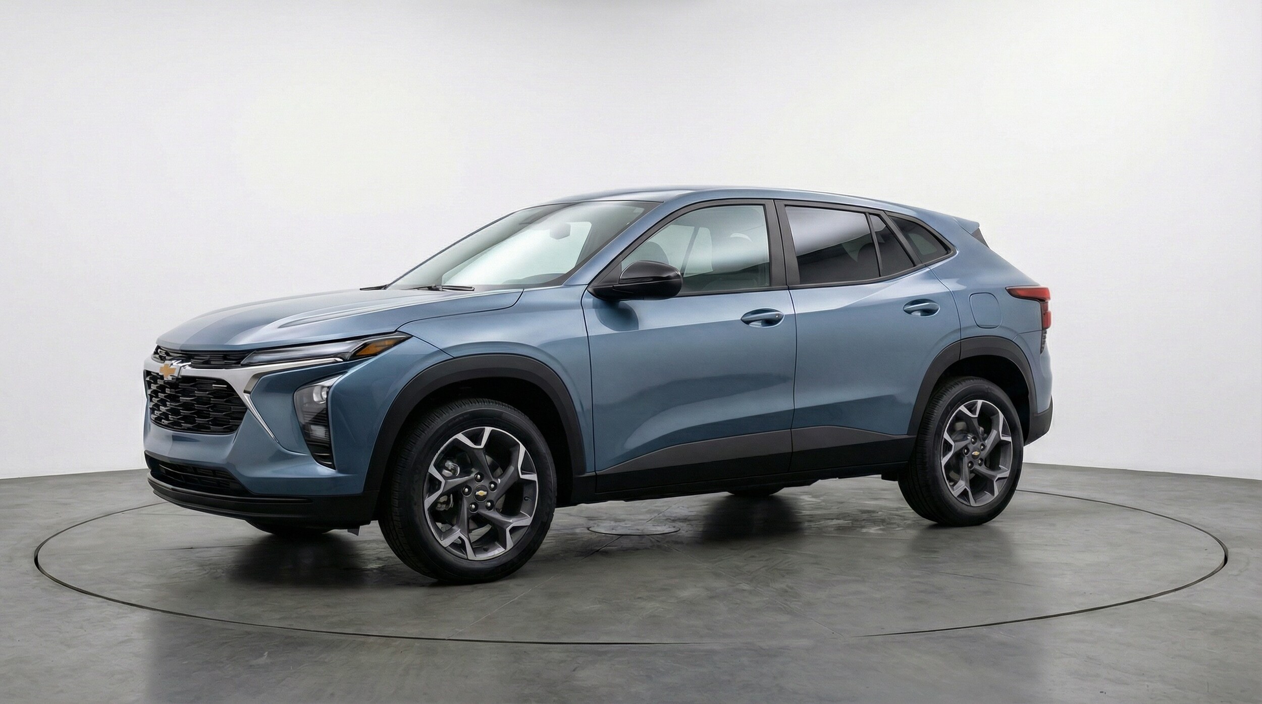 Thumbnail: 2025 Chevrolet Trax - 3