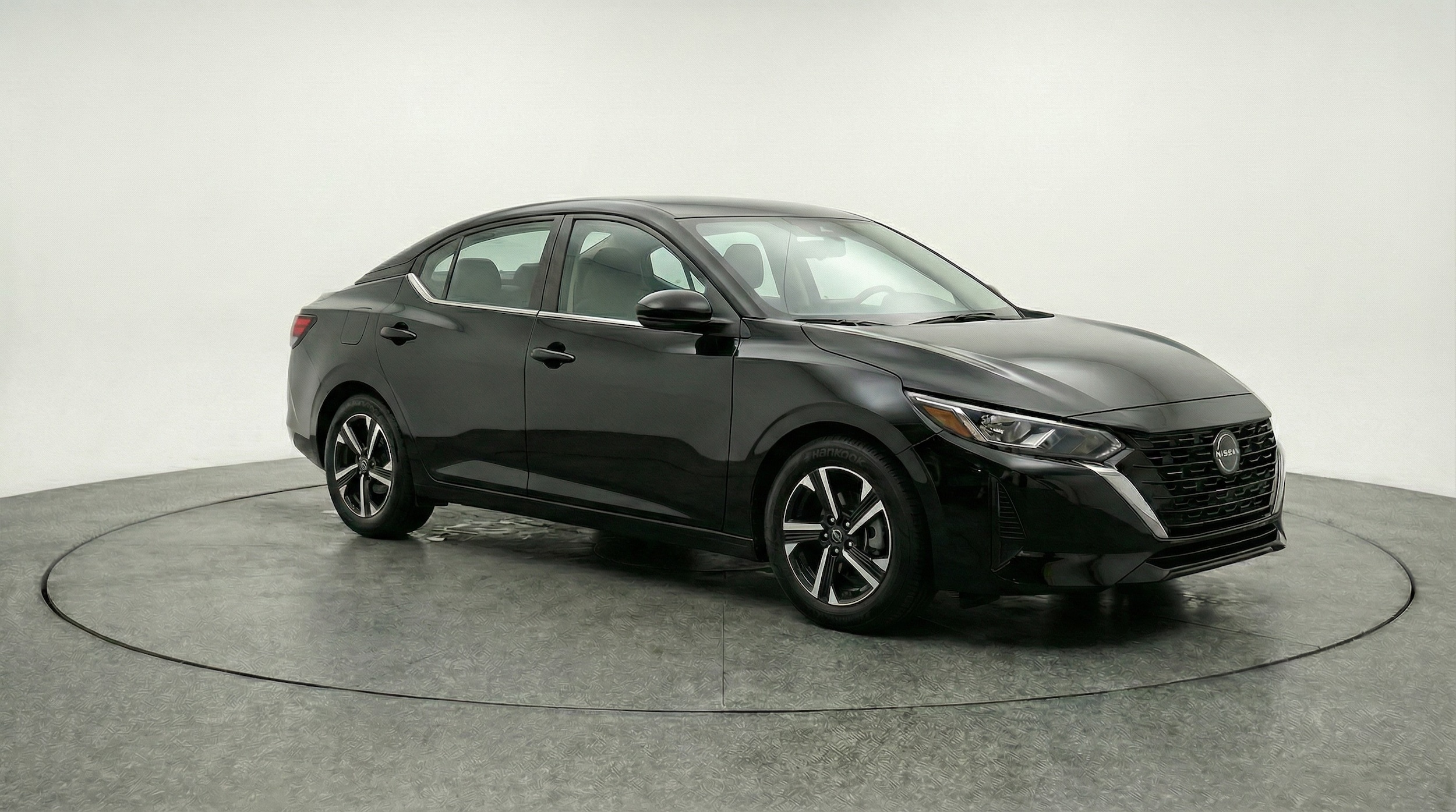 Thumbnail: 2025 Nissan Sentra - 1