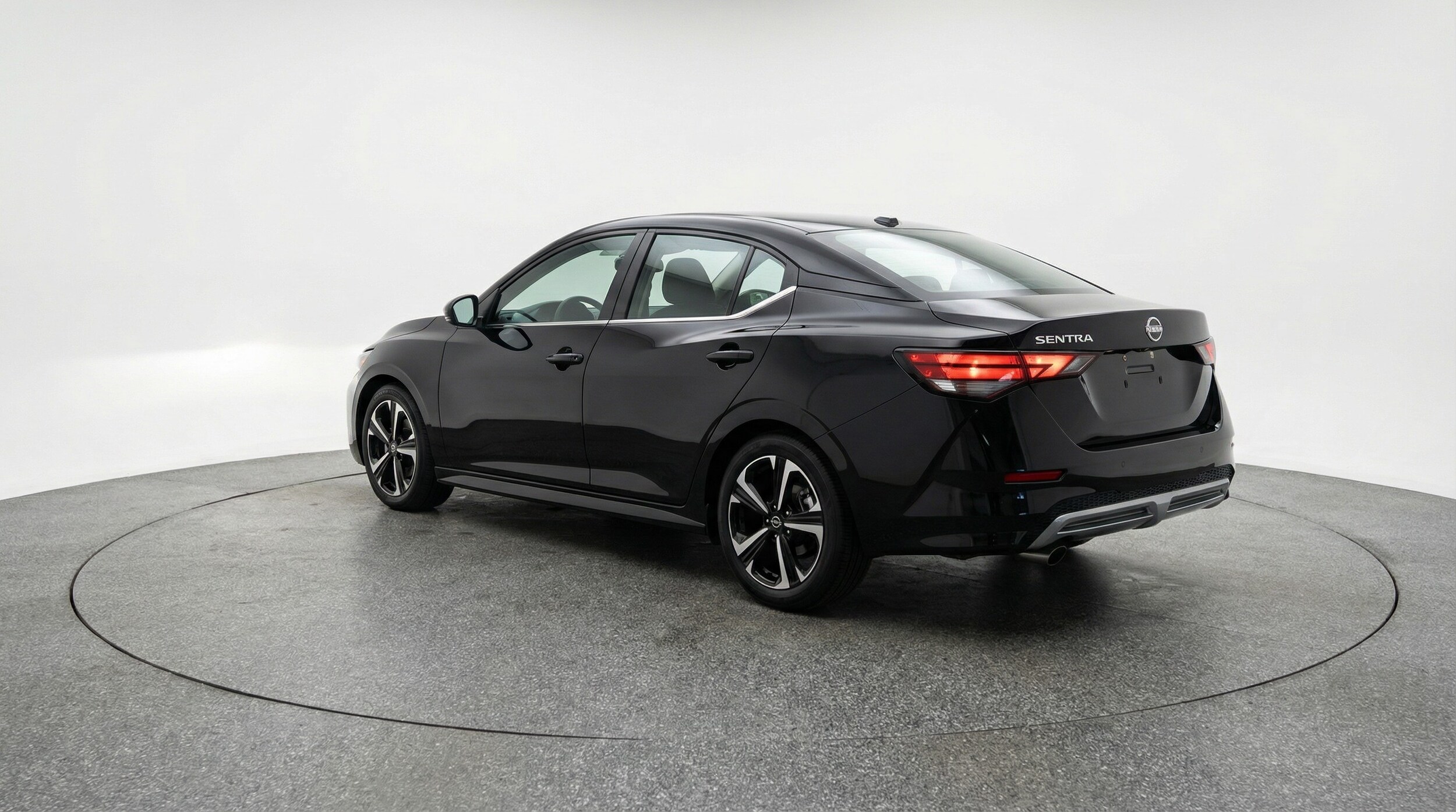 Thumbnail: 2025 Nissan Sentra - 5