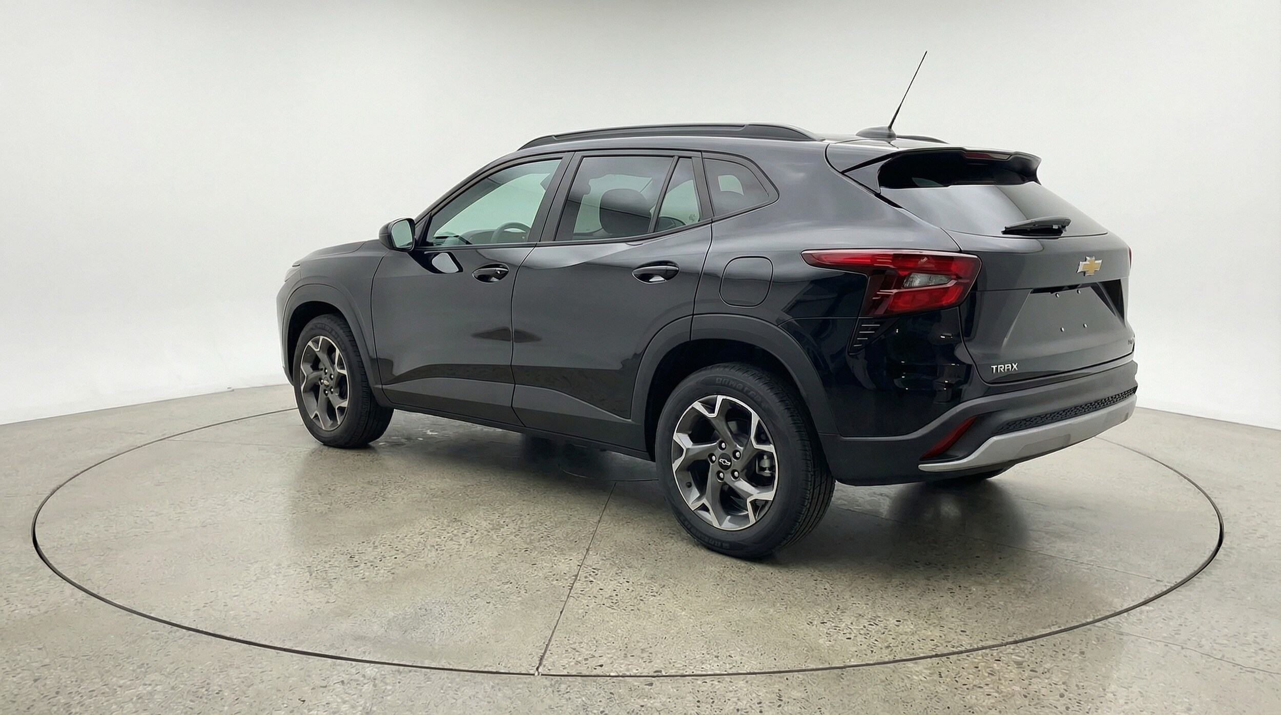 Thumbnail: 2025 Chevrolet Trax - 5