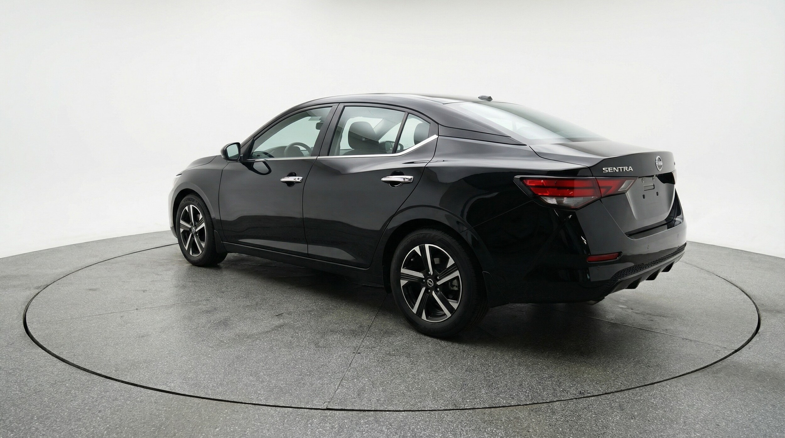 Thumbnail: 2025 Nissan Sentra - 5