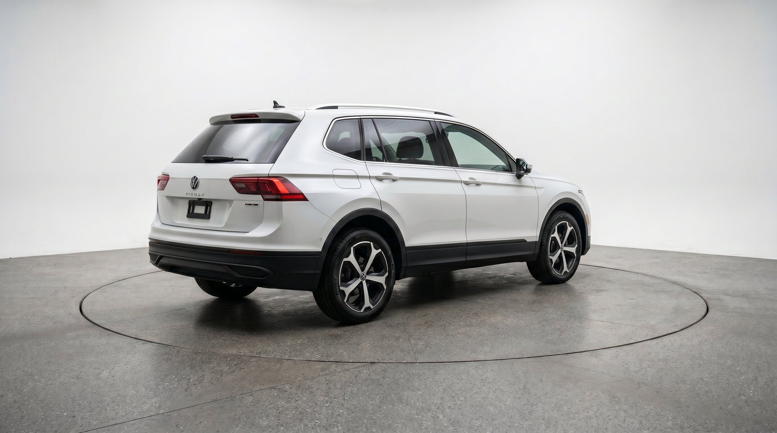 Thumbnail: 2026 Volkswagen Tiguan - 9