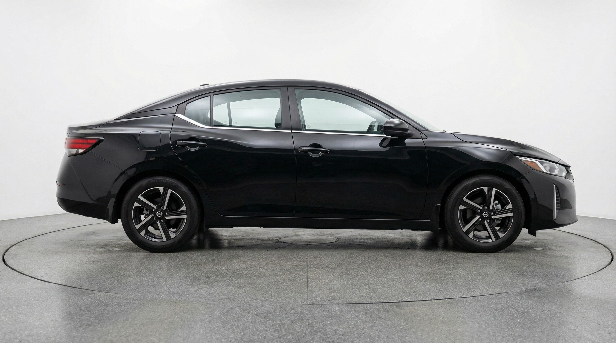 Thumbnail: 2025 Nissan Sentra - 8