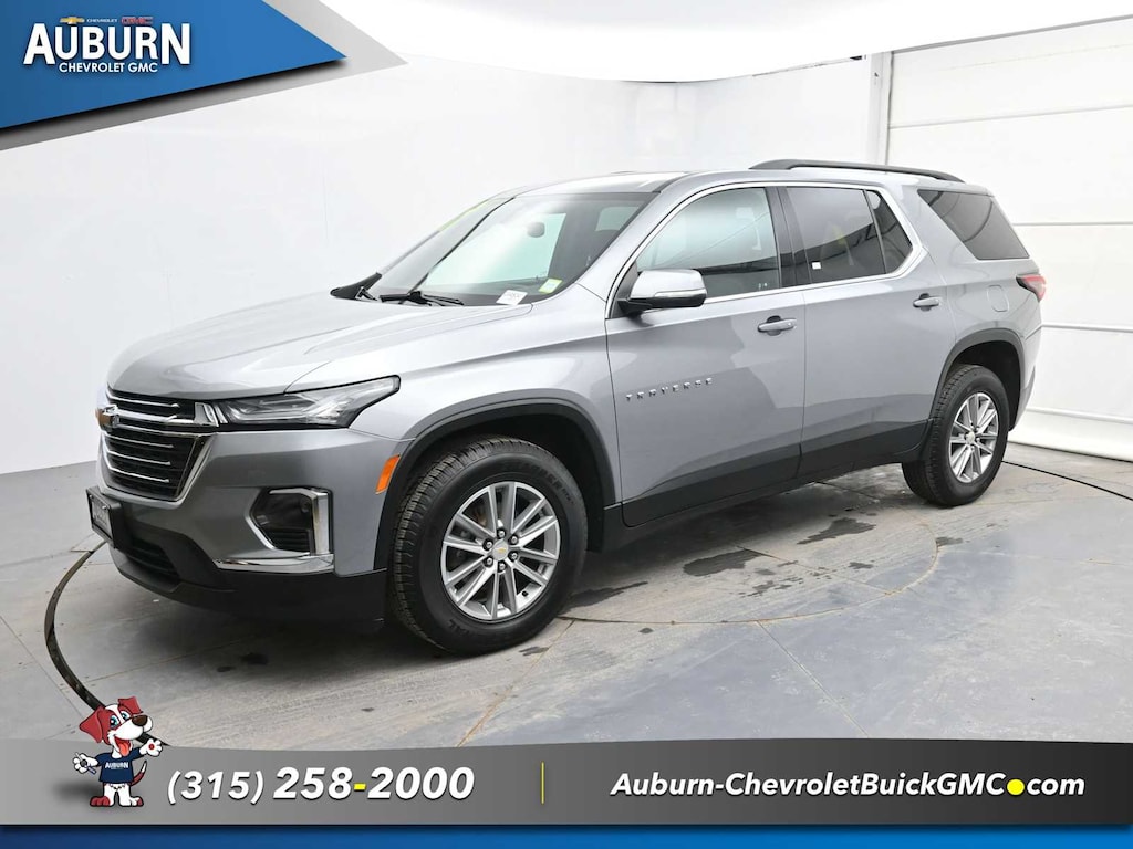 Used 2023 Chevrolet Traverse LT Cloth SUV