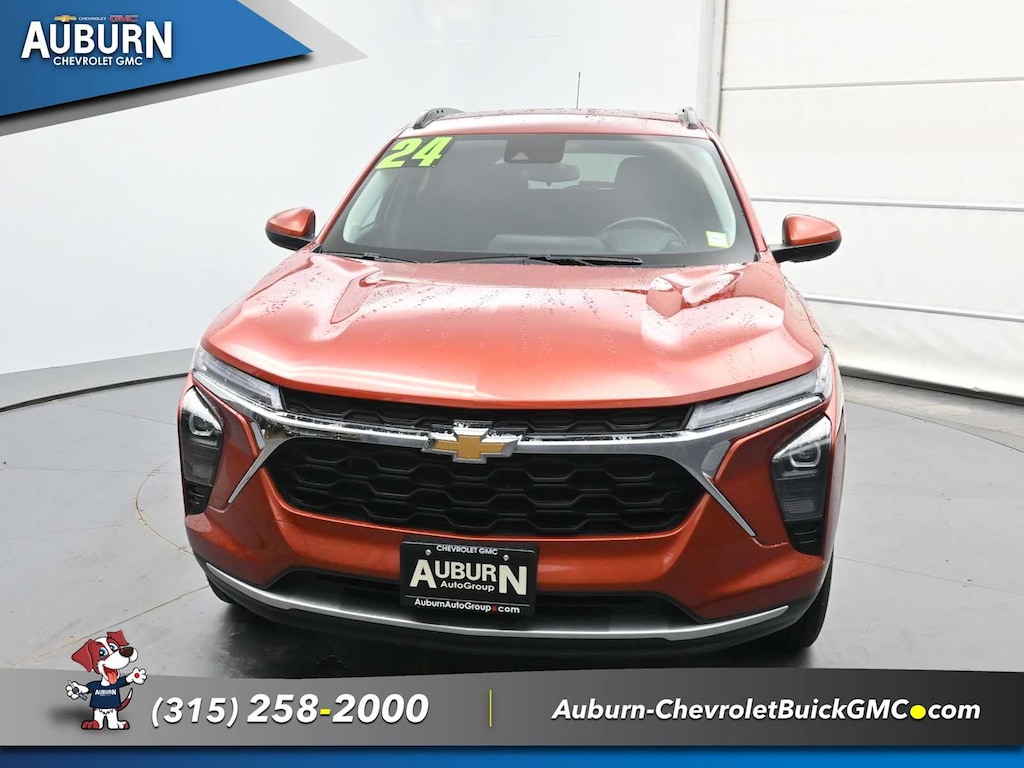 Used 2024 Chevrolet Trax LT SUV