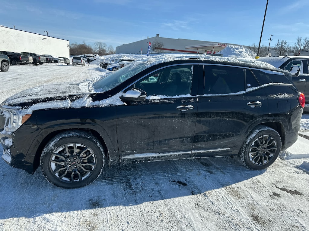Used 2023 GMC Terrain Denali SUV