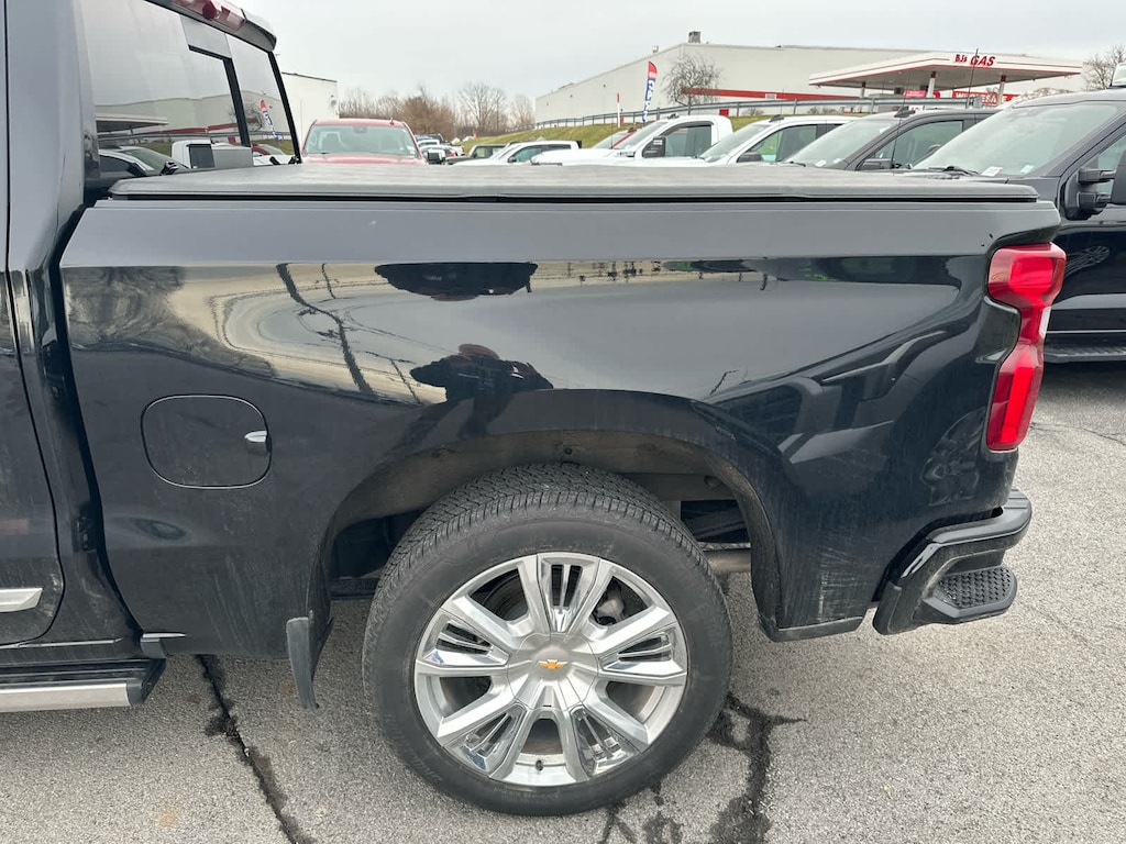 Used 2024 Chevrolet Silverado 1500 High Country Truck Crew Cab