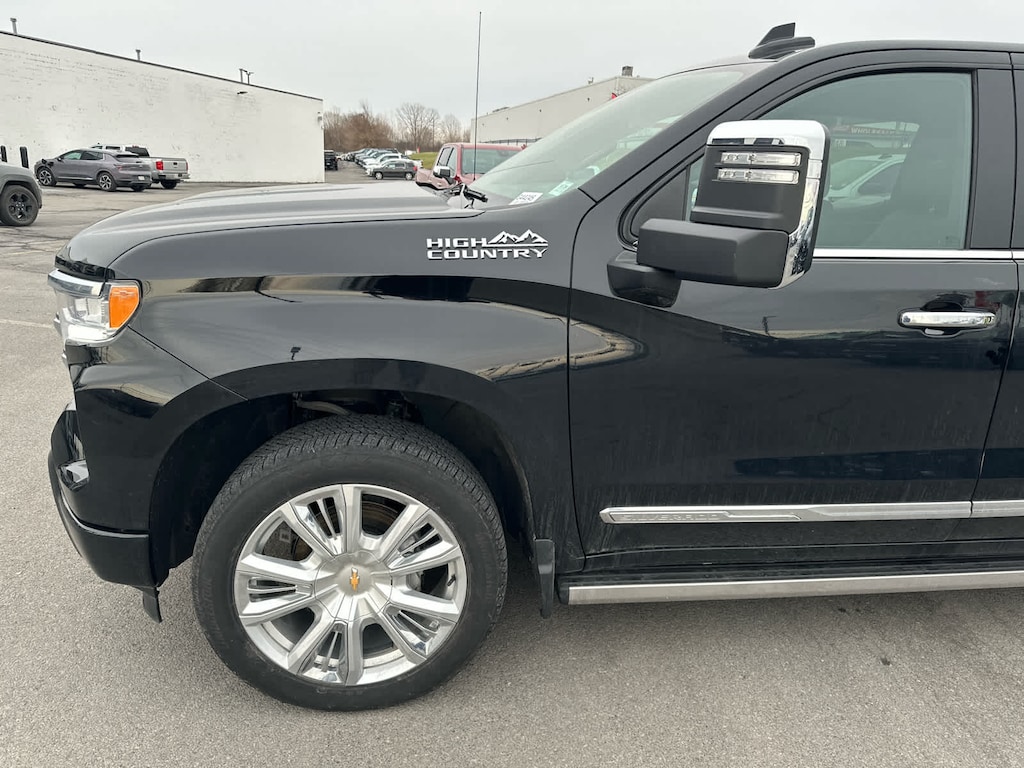Used 2024 Chevrolet Silverado 1500 High Country Truck Crew Cab