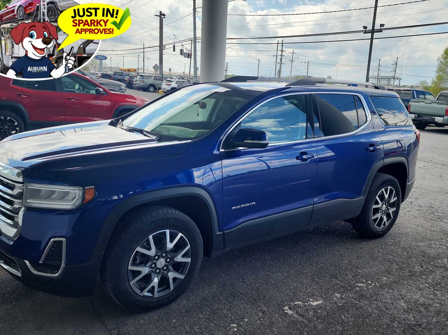2023 GMC Acadia SLE AWD's photo