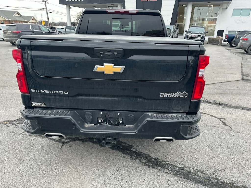 Used 2024 Chevrolet Silverado 1500 High Country Truck Crew Cab