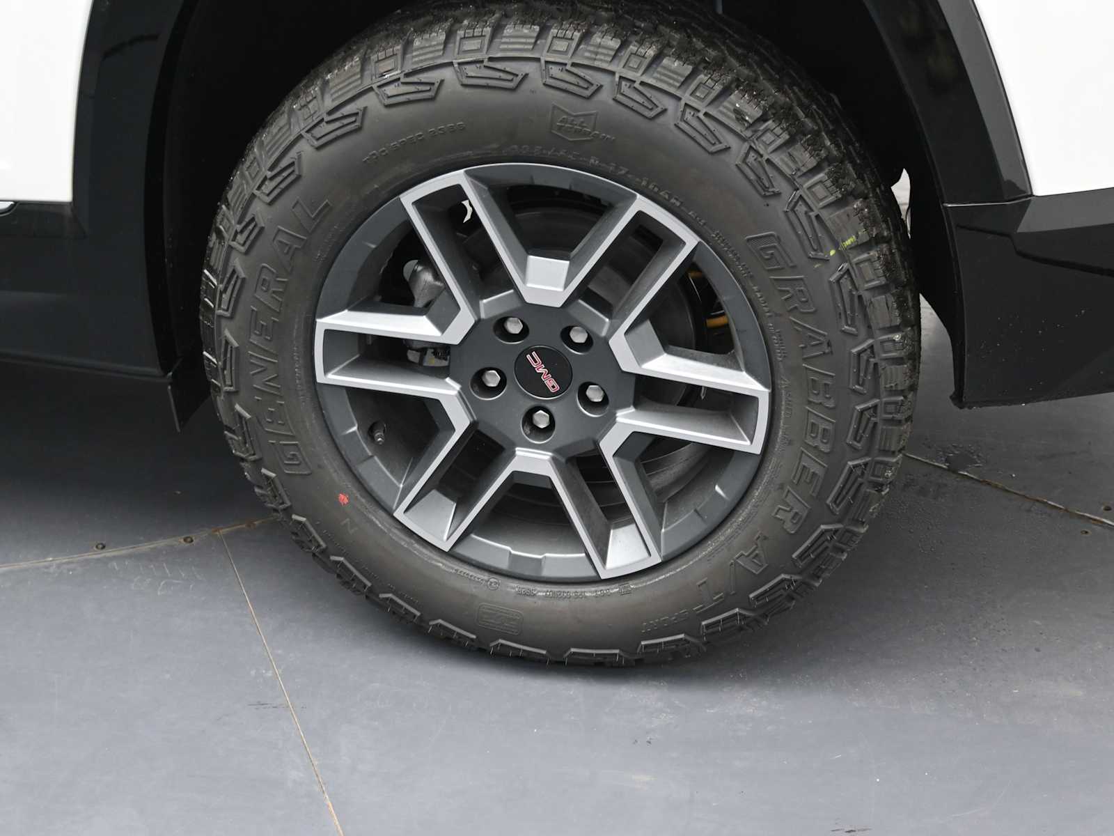 2026 Gmc Terrain AT4 photo 4