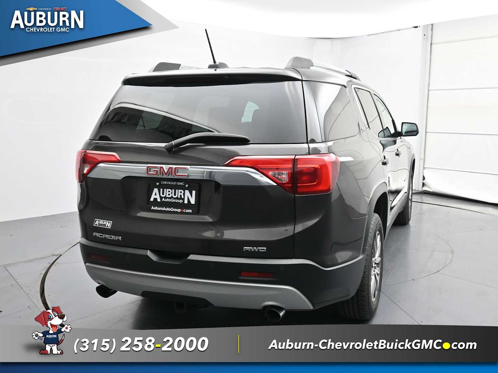 2018 Gmc Acadia SLE photo 2