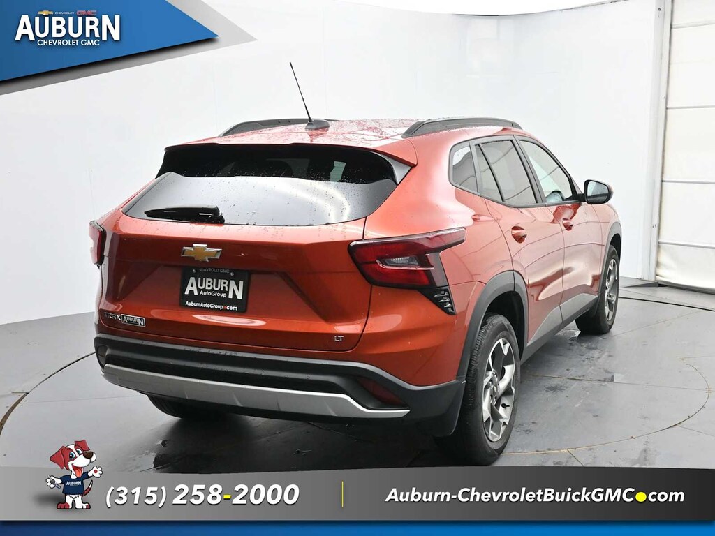 Used 2024 Chevrolet Trax LT SUV