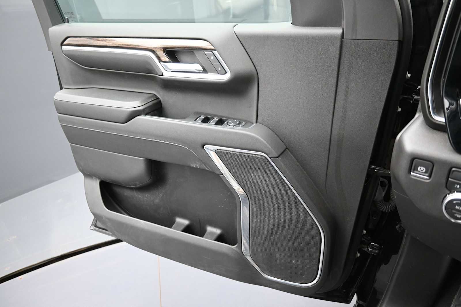 2024 GMC Sierra 1500 Elevation - Photo 11