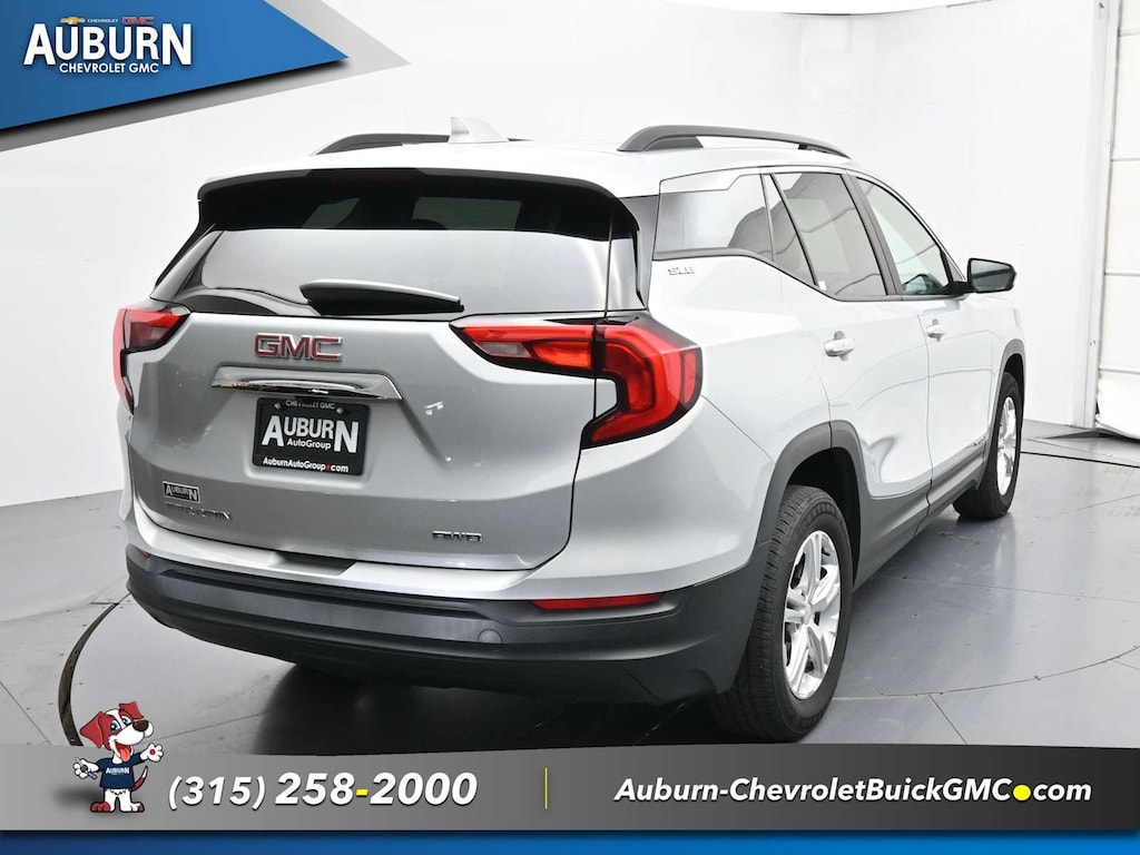 Used 2021 GMC Terrain SLE SUV